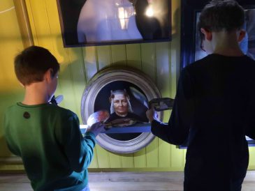 Familie tentoonstelling 'zee vol verhalen' in het Zuiderzeemuseum