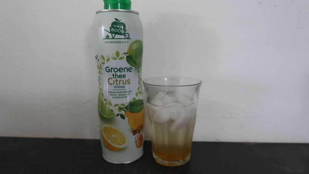 zomerse drankjes zelf maken met Groene Thee Citrus siroop