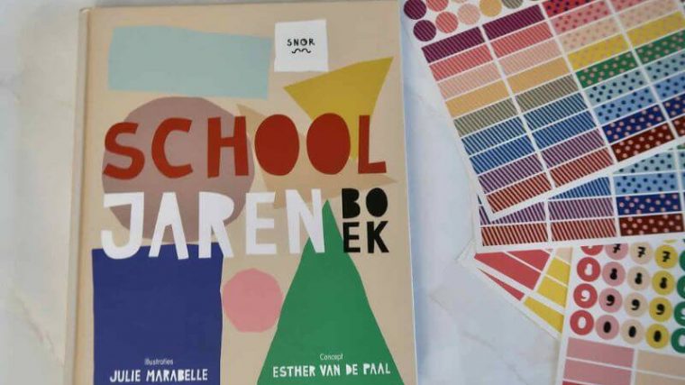schooljarenboek van basisschool tot middelbareschool