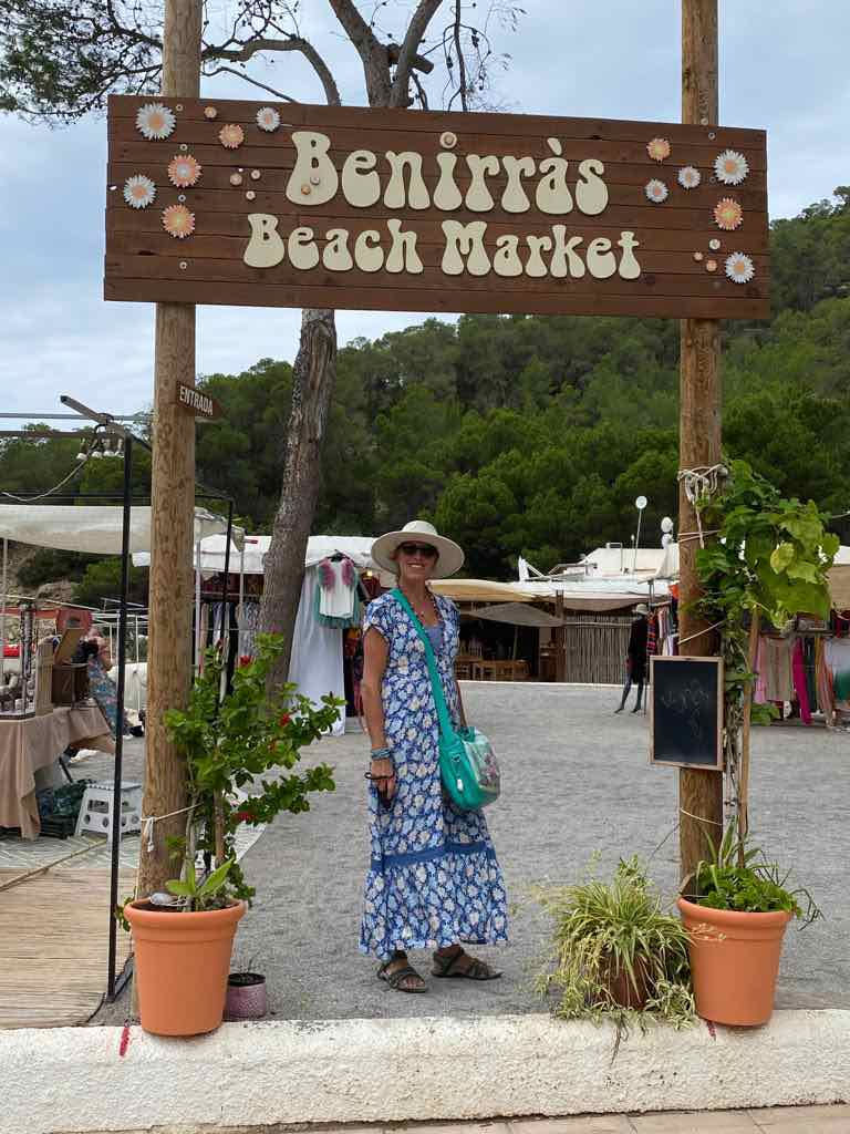 Benniras Beach Market