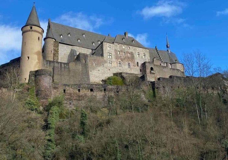 Bezoek luxemburg en geniet van de natuur en cultuur wat dit land te bieden heeft.